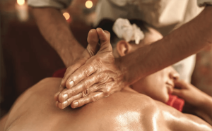 Massage relaxant du dos à Mont-de-Marsan